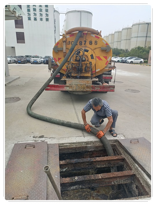 汤阴隔油池清掏